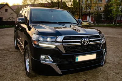 Фотографии 2019 — Toyota Land Cruiser 200, 4,7 л, 2017 года | фотография |  DRIVE2