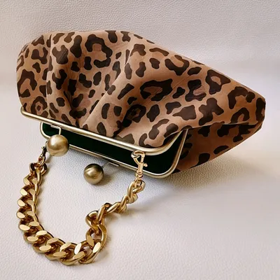 Купить Леопардовая модная юбка арт.483123 оптом по 600 KGS на KGMART.RU