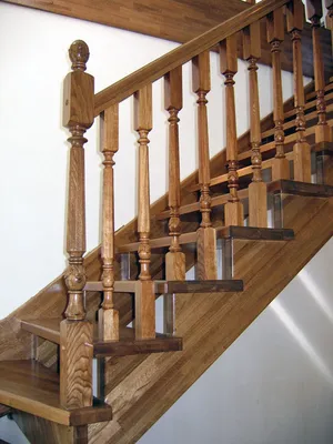 Чердачные лестницы STALLUX для дачи на второй этаж дома, купить или  заказать лестницы по цене от производителя в Москве - Oman