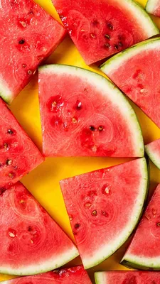 Чем на самом деле вредны популярные летние фрукты и ягоды и как себя  обезопасить