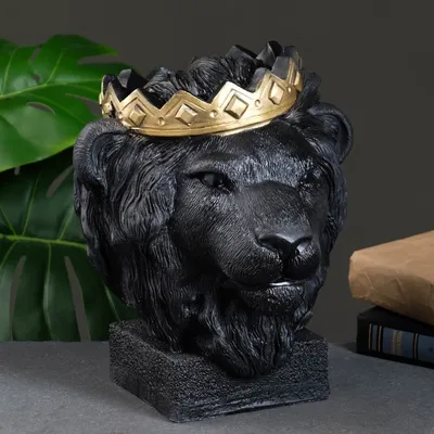 Лев с короной» — создано в Шедевруме