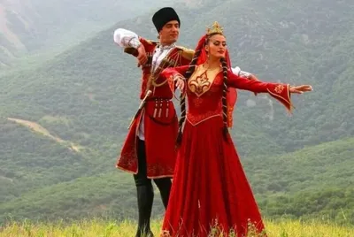 Какие народы хорошо танцуют лезгинку, и чей это танец на самом деле |  Народы Земли | Дзен
