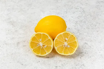 Лимоны 0,25кг Турция купить за 93 руб. с доставкой на дом в  интернет-магазине «Palladi» в Южно-Сахалинске