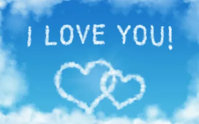 Обои на рабочий стол На голубом небе надпись из белых облаков (I love you!  / Я люблю тебя), обои для рабочего стола, скачать обои, обои бесплатно