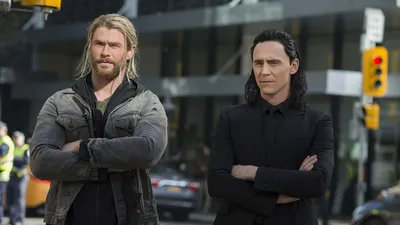 The Avengers - Loki Select Action Figure