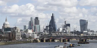 Лондонский сити теряет финансовую монополию в Европе | 07.10.2022, ИноСМИ