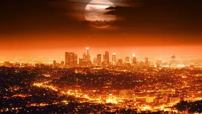 Los Angeles на заходе солнца Редакционное Стоковое Изображение -  изображение насчитывающей выпуклины, вспышка: 23170059