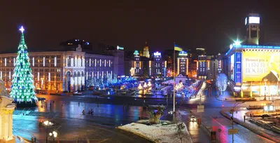 File:Майдан Незалежності, Київ.JPG - Wikimedia Commons