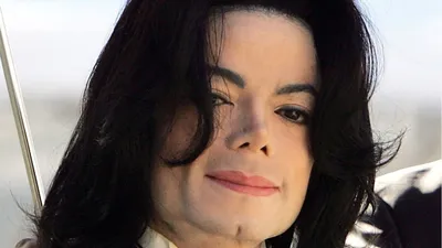 На этом новом альбоме Майкла Джексона нет такого парада знаменитостей, как  на предыдущем\" – Коммерсантъ FM – Коммерсантъ