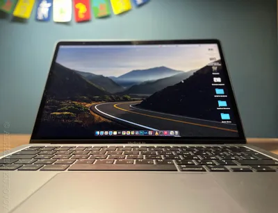 Обзор MacBook Air на M2 и сравнение с MacBook Pro на М2. Стало ХУЖЕ?!