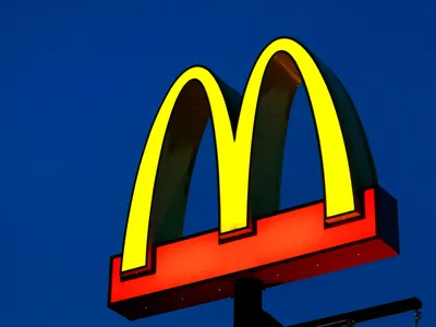 McDonald's earnings: Customers shrug off higher menu prices as revenue  jumps | CNN Business