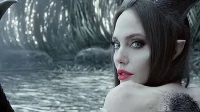 Малефисента (Maleficent) :: Maleficent :: Анджелина Джоли (Angelina Jolie)  :: Знаменитости / смешные картинки и другие приколы: комиксы, гиф анимация,  видео, лучший интеллектуальный юмор.