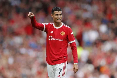 Невостребованная звезда: почему «Манчестер Юнайтед» расторгает контракт с  Роналду | Forbes Life