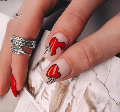 Модный маникюр на 14 февраля 2024 – главные тренды дизайна ногтей на День  Валентина