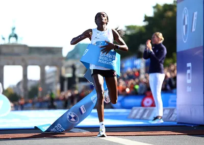 Ethiopia's Assefa smashes women's marathon world record in Berlin | Reuters