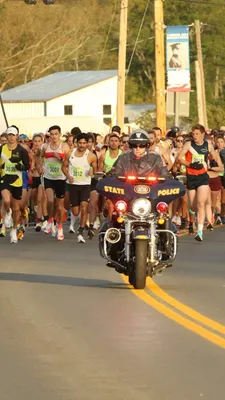 NYC Marathon: Tamirat Tola sets course record in men's race | CNN