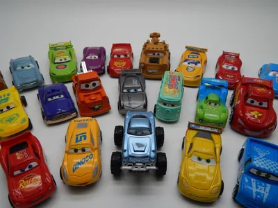 Cars: Литые машинки \"Тачки 2\" в ассорт.: купить игрушечный набор для  мальчика по низкой цене в Алматы, Казахстане | Marwin