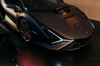 Lamborghini Sián FKP 37 – самый дорогой суперкар за всю историю бренда в  России.