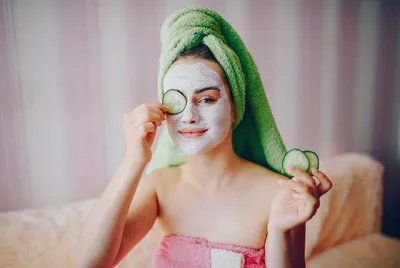 Viabeauty - Тканевая маска для лица с гиалуроновой кислотой и соком алоэ:  купить по лучшей цене в Украине | Makeup.ua