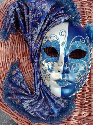 Маски венецианского карнавала как выражение образов и символов  бессознательного | Сайт психологов b17.ru | Дзен