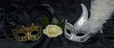 Карнавал В венеции. Яркие маски карнавала на традиционном фестивале в  Венеции Италии. Красивые маски Редакционное Стоковое Фото - изображение  насчитывающей художничества, способ: 183247728