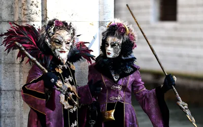 Портрет маски на карнавале в Венеции Редакционное Фото - изображение  насчитывающей итальянско, витиеватый: 170499976