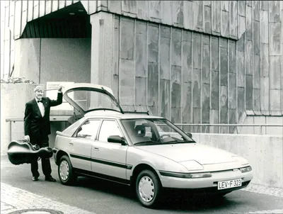 File:Mazda 323 F BG GT 1989.jpg - Wikipedia