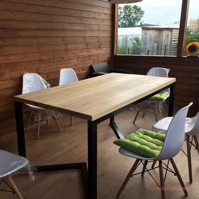 Обеденный стол в стиле лофт из дуба - купить в Москве по выгодной цене  29500 ₽