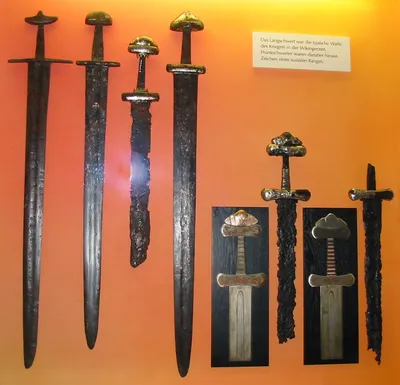 История японского меча. Школа японского фехтования катаной  Тел:+7(926)424-10-21