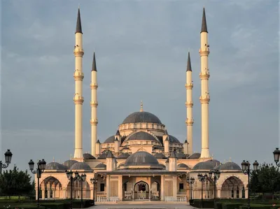 Центральная мечеть (Астана) — Википедия