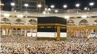 Saudi Arabia cancel social distancing and go allow worshippers enter Mecca  and Medina mosques - BBC News Pidgin