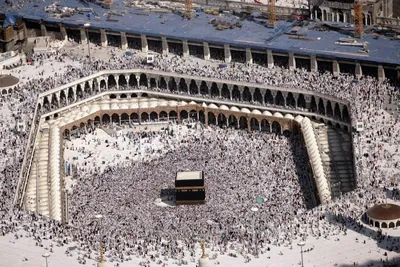 Photos of Ottoman-era Mecca and Medina on display in Istanbul | Daily Sabah