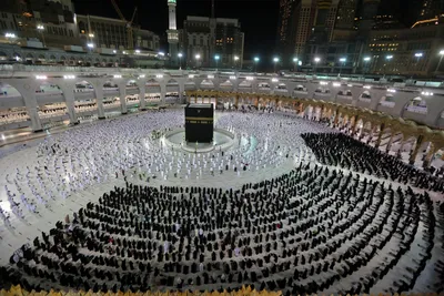Holy Ground: The Importance of Mosques, Mecca, and Medina for Muslims - IMB