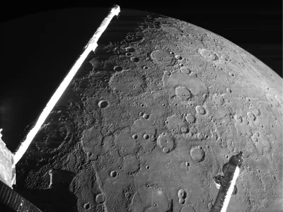 В Сети опубликовали первые снимки с Меркурия - фото - 26.06.2022, Sputnik  Казахстан