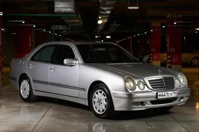 Редчайший Mercedes-Benz W210 продают в Москве по цене новой Vesta — Motor