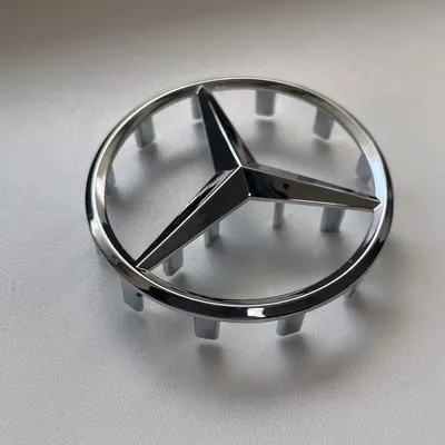 Купить Mercedes - бенз заднее лого значок gla класса x156 новые и б/у из  шрота в Украине
