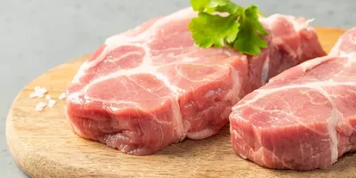 Как выбрать свежее мясо: определяем на цвет, запах и упругость | Новости и  статьи ВкусВилл: Москва и область