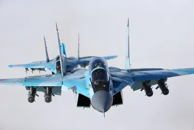 Запад волнуется: Почему новые высокотехнологичные МиГ-35 не воюют на  Украине, но уже слетали в Китай