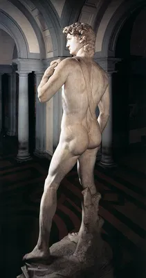 Голова известной статуи Микеланджело - Дэвидом от Флоренса, изолированная на  белизне Стоковое Изображение - изображение насчитывающей художничества,  концентрация: 106386597