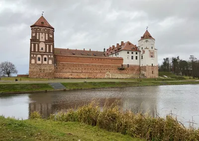 Мирский замок – зрелище на один раз - Квакша