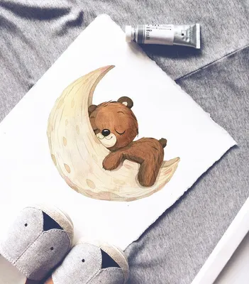 симпатичные детские открытки. маленький плюшевый мишка спит на луне в  розовом небе в форме эллипса со звездами. Иллюстрация вектора - иллюстрации  насчитывающей ноча, погремушк: 221280737