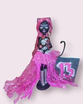 MONSTER HIGH Кукла \"City Schemes\" Кетти Нуар / Catty Noir - «Стильная и  обворожительная чёрная кошечка » | отзывы