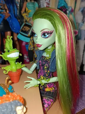 MONSTER HIGH™ VENUS MCFLYTRAP™ Doll | Mattel