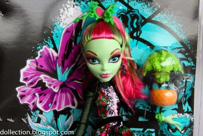 Review # 42 Monster High Venus McFlytrap Gloom and Bloom Doll - Margaret Ann