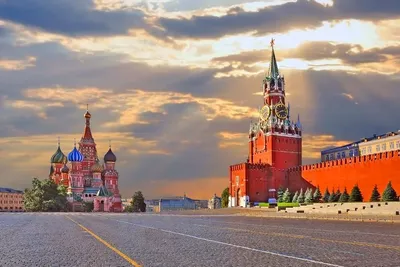 10 причин посетить новогоднюю Москву