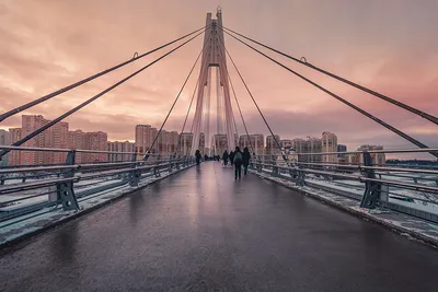 Мост на остров Русский во Владивостоке (Апрель 2012)