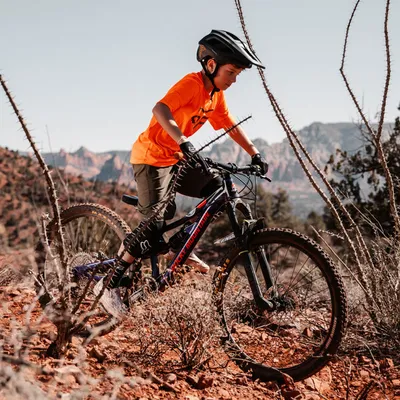 Fresh Produce | Leatt MTB Enduro 3.0 Riding Kit - Flow Mountain Bike