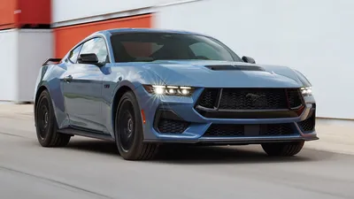 Last Muscle Car Standing: We Carve Corners in the 2024 Ford Mustang |  Edmunds