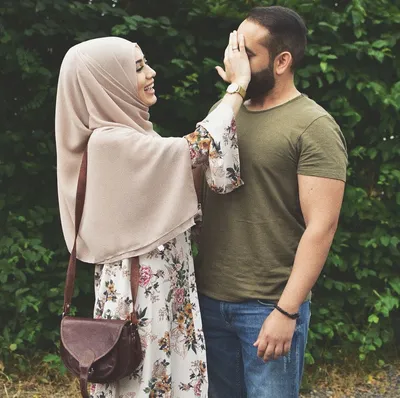 ᴍᴏᴏɴʏ ʜɪᴊᴀʙɪ | Мусульманские пары, Фотографии беременной, Мусульманки