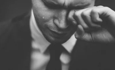 Почему мужчины плачут | MARIECLAIRE